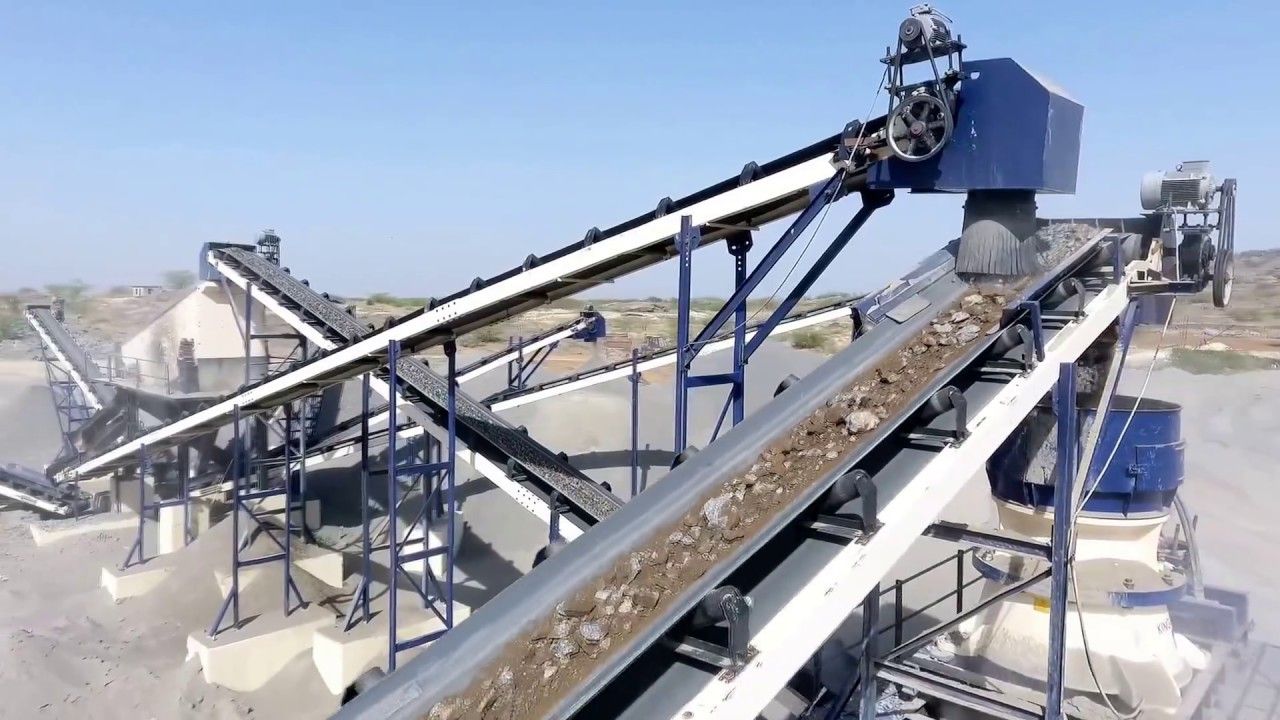 機(jī)制砂生產(chǎn)現(xiàn)場 機(jī)制砂生產(chǎn)現(xiàn)場