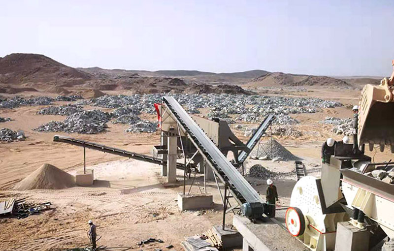 重錘式破碎機工作現場